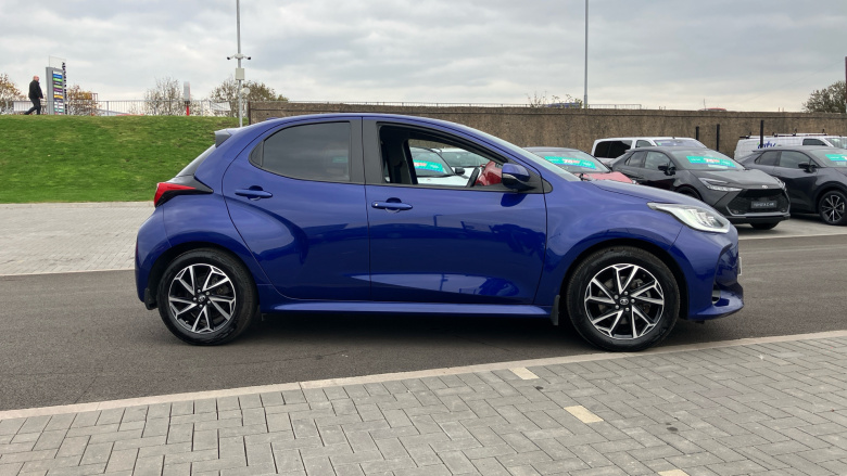 Toyota Yaris 1.5 Hybrid Design 5dr CVT Hybrid Hatchback